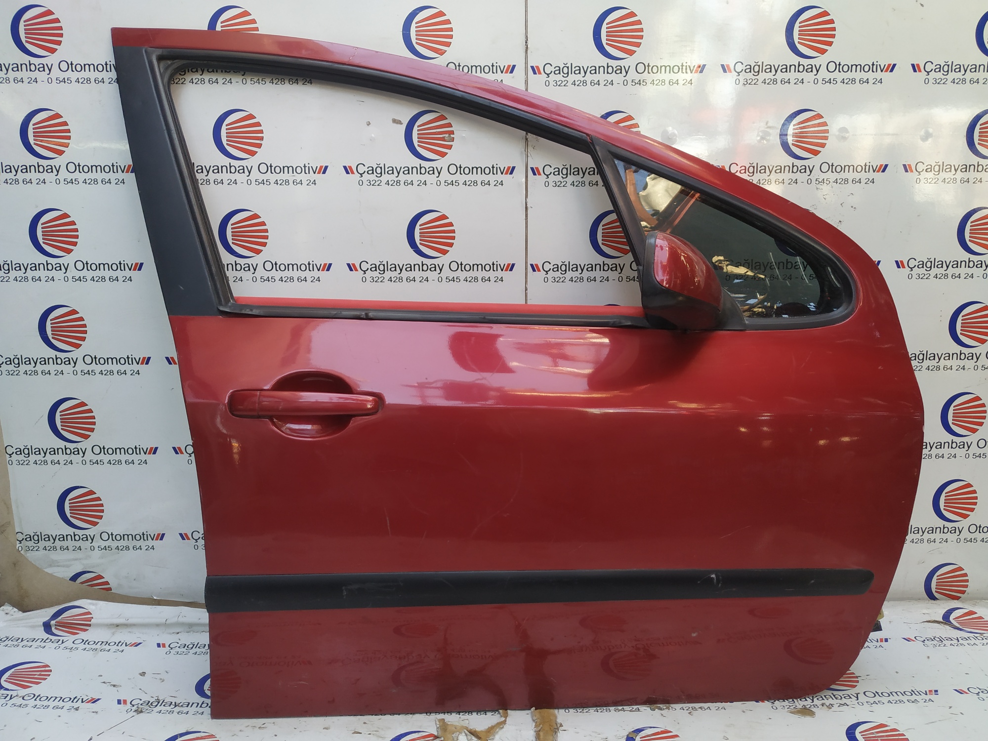 Peugeot 307 sağ ön kapı